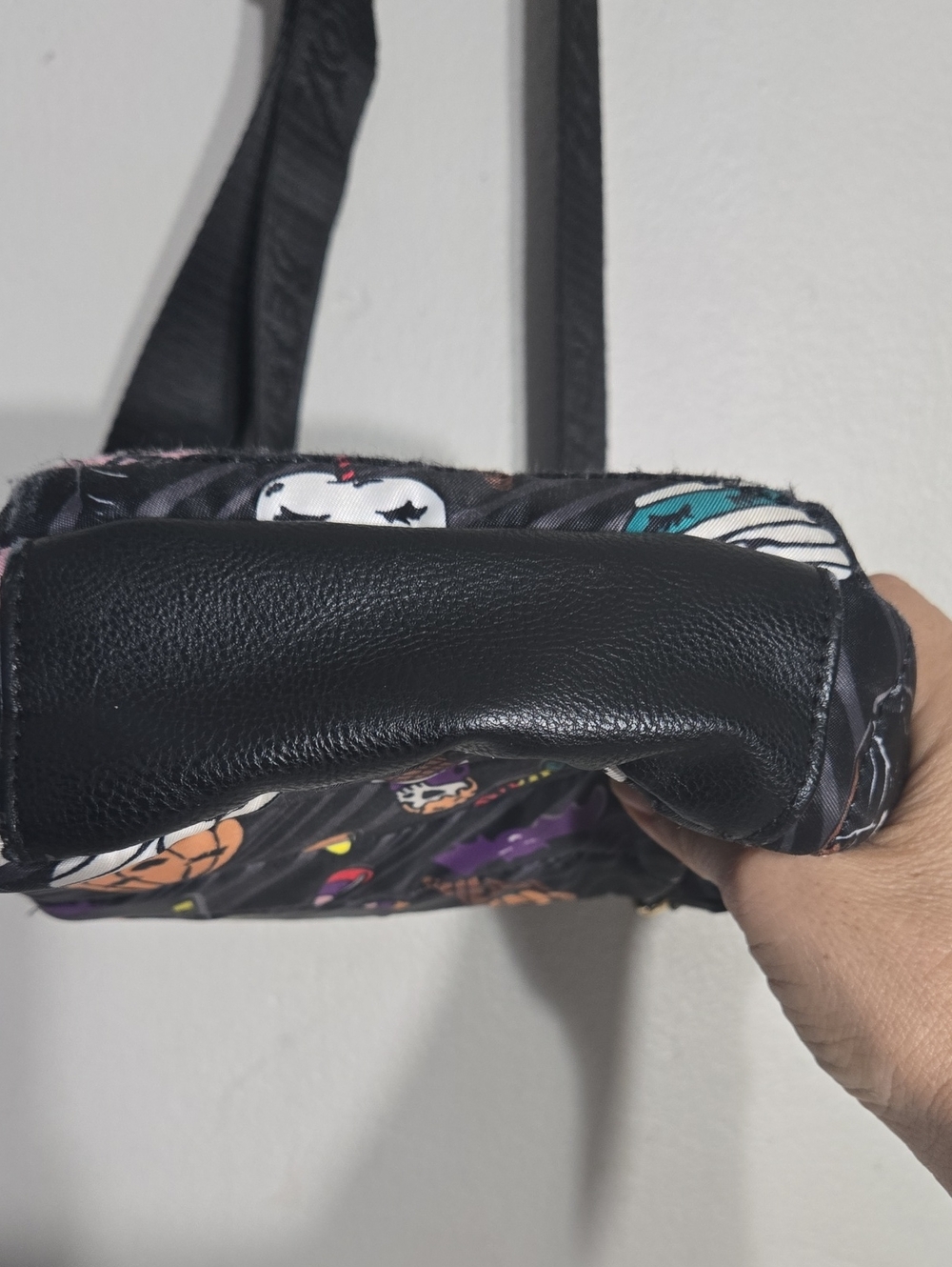 Betsey Johnson Halloween Treats Quilted Nylon Crossbody Bag Spooky Playful EUC - Picture 7 of 8